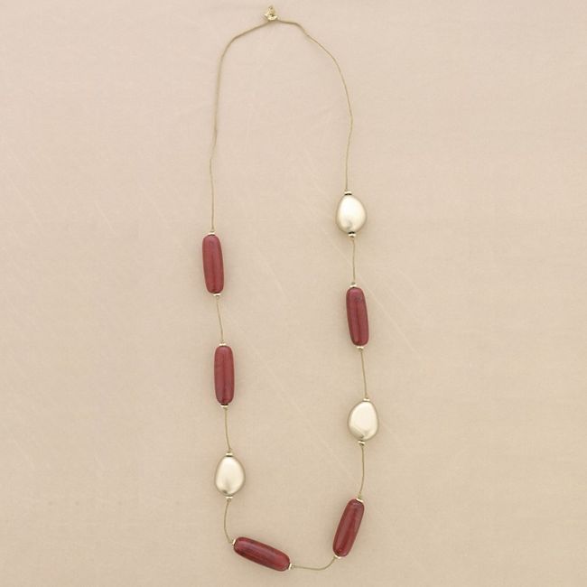 LONG NECKLACE WITH RESIN BEADS