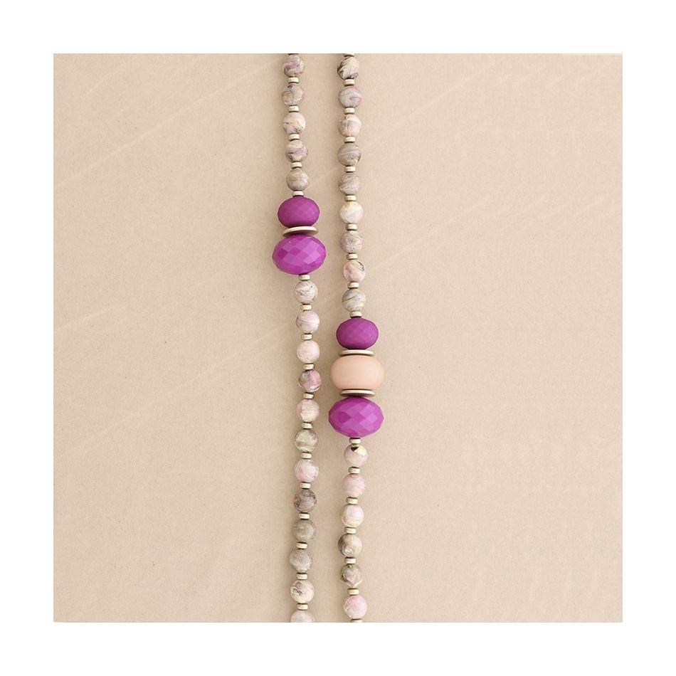 LONG NECKLACE WITH RESIN BEADS