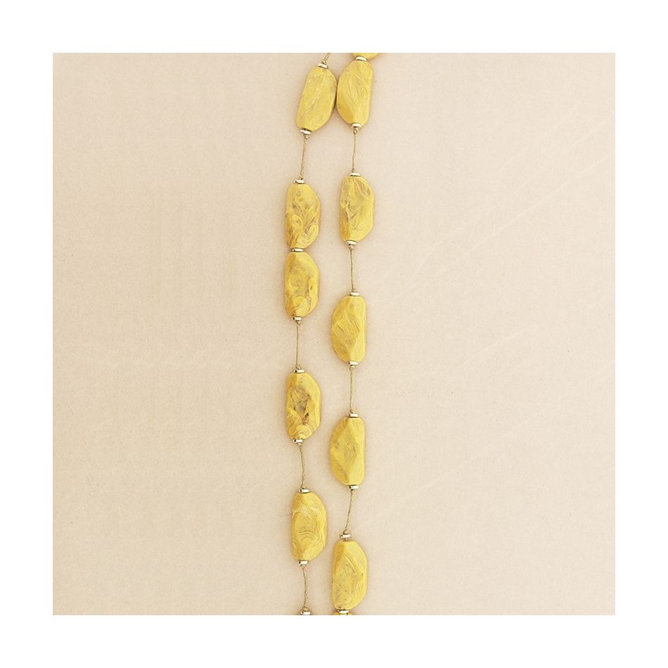 LONG NECKLACE WITH RESIN BEADS