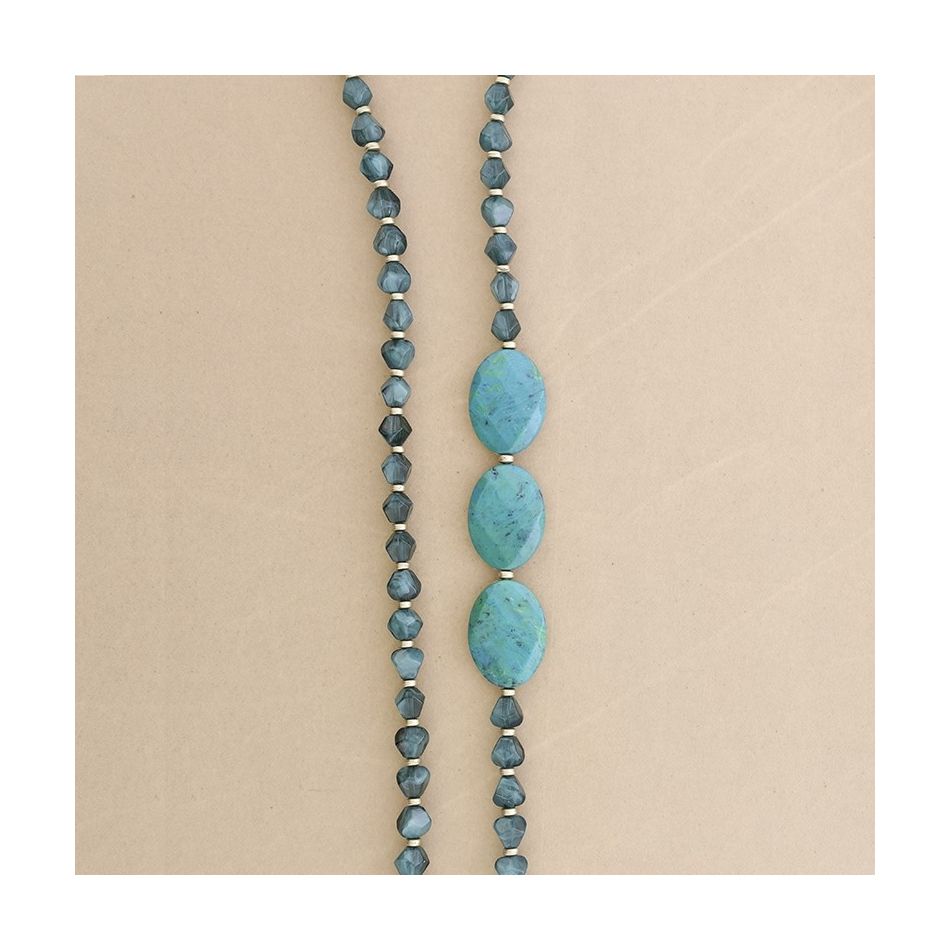 LONG NECKLACE WITH RESIN BEADS