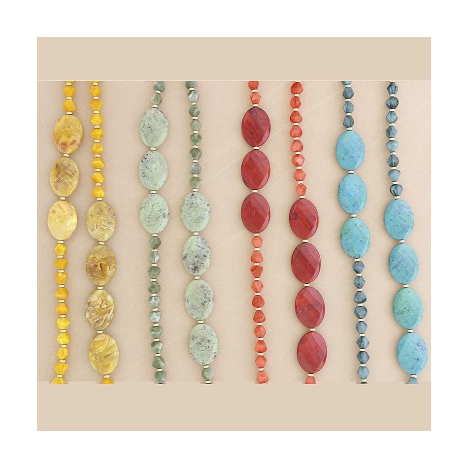 LONG NECKLACE WITH RESIN BEADS