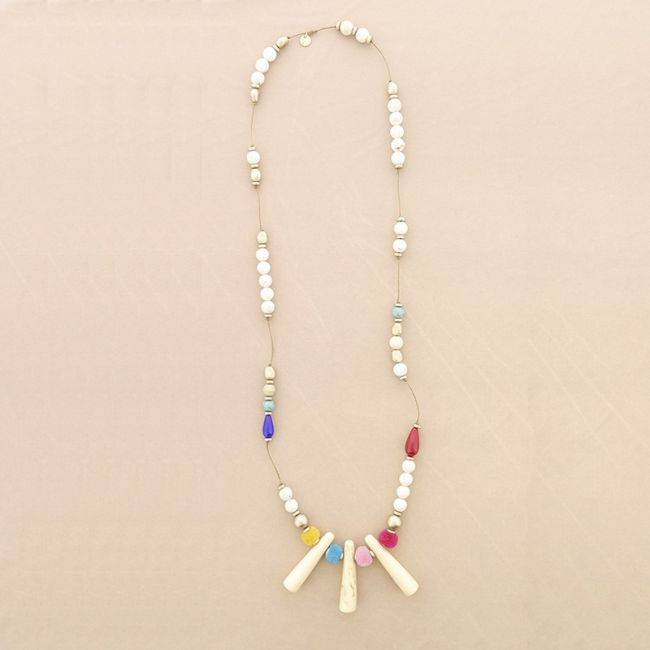 COLLAR LARGO CUENTAS RESINA POMPONES