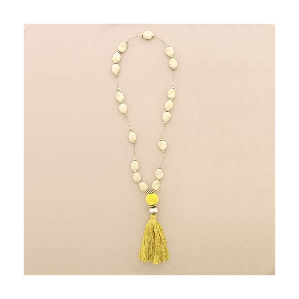 LONG NECKLACE WITH RESIN BEADS PENDANT FRINGE