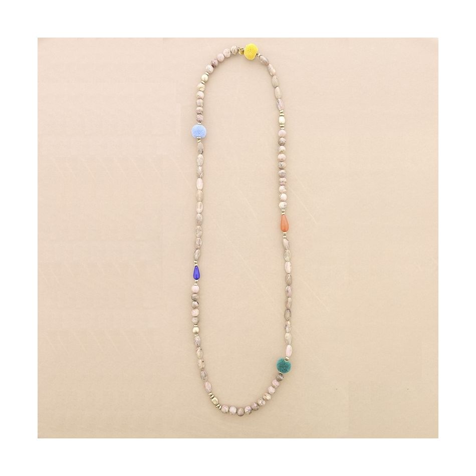 COLLAR LARGO CUENTAS RESINA POMPONES