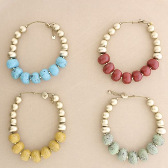 RESIN BEADS SHORT NECKLACE