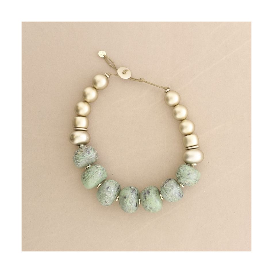 RESIN BEADS SHORT NECKLACE