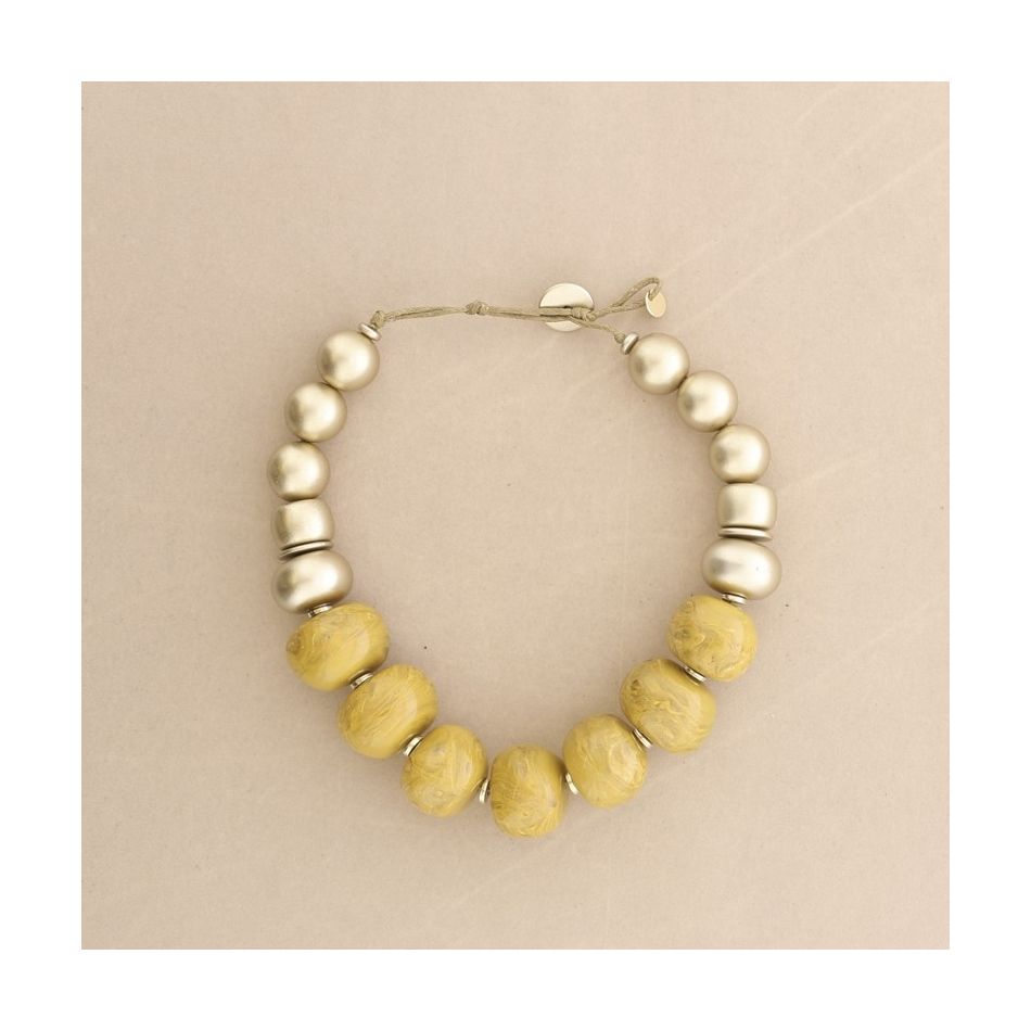 RESIN BEADS SHORT NECKLACE