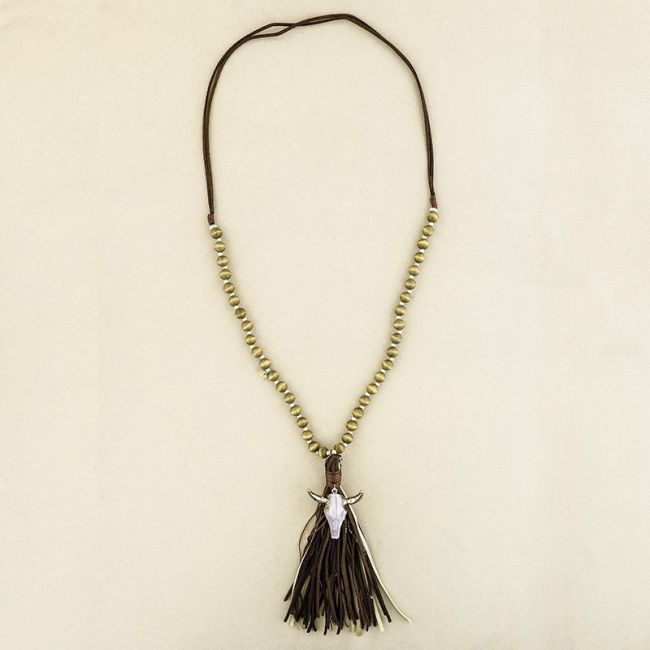 COLLAR LARGO CUENTAS MADERA CABEZA TORO FLECO