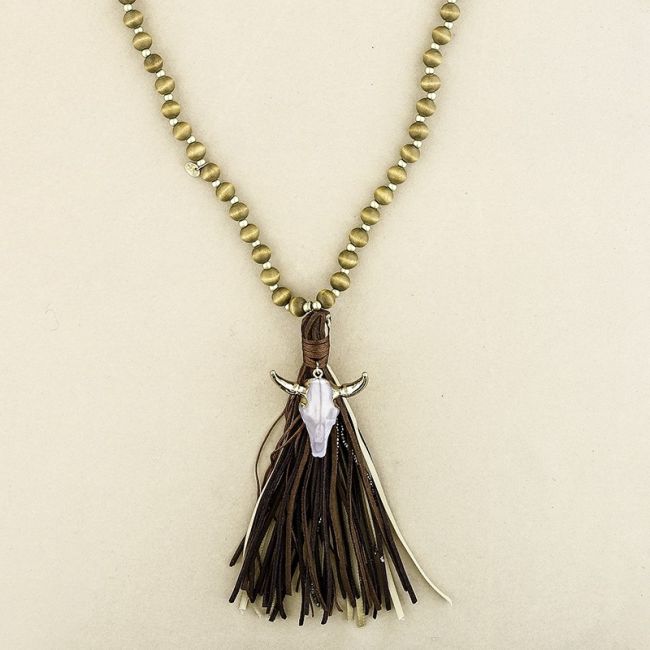 COLLAR LARGO CUENTAS MADERA CABEZA TORO FLECO
