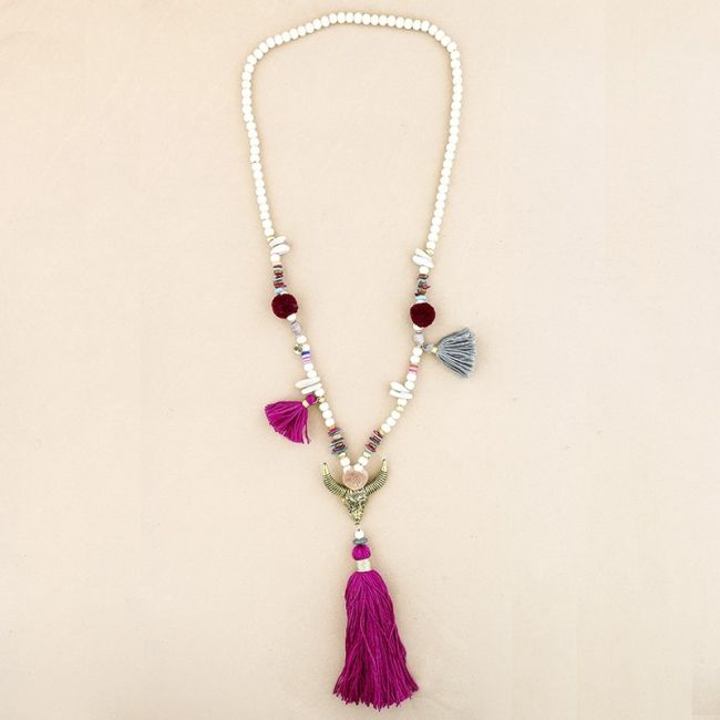 LONG NECKLACE WITH WOODEN BEADS BULL HEAD PENDANT FRINGE