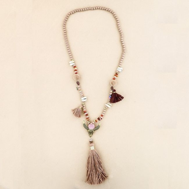 LONG NECKLACE WITH WOODEN BEADS BULL HEAD PENDANT FRINGE