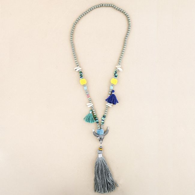 LONG NECKLACE WITH WOODEN BEADS BULL HEAD PENDANT FRINGE