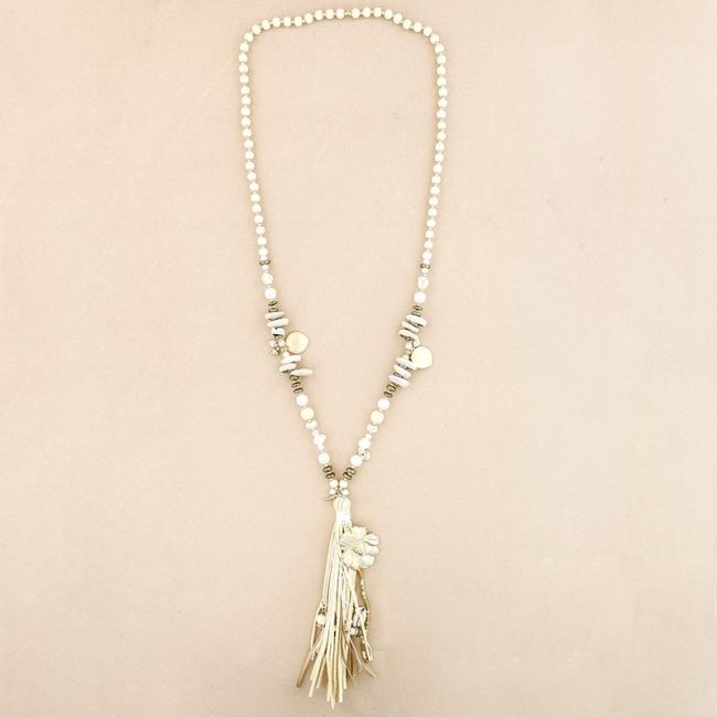 COLLAR LARGO CUENTAS MADERA FLECO