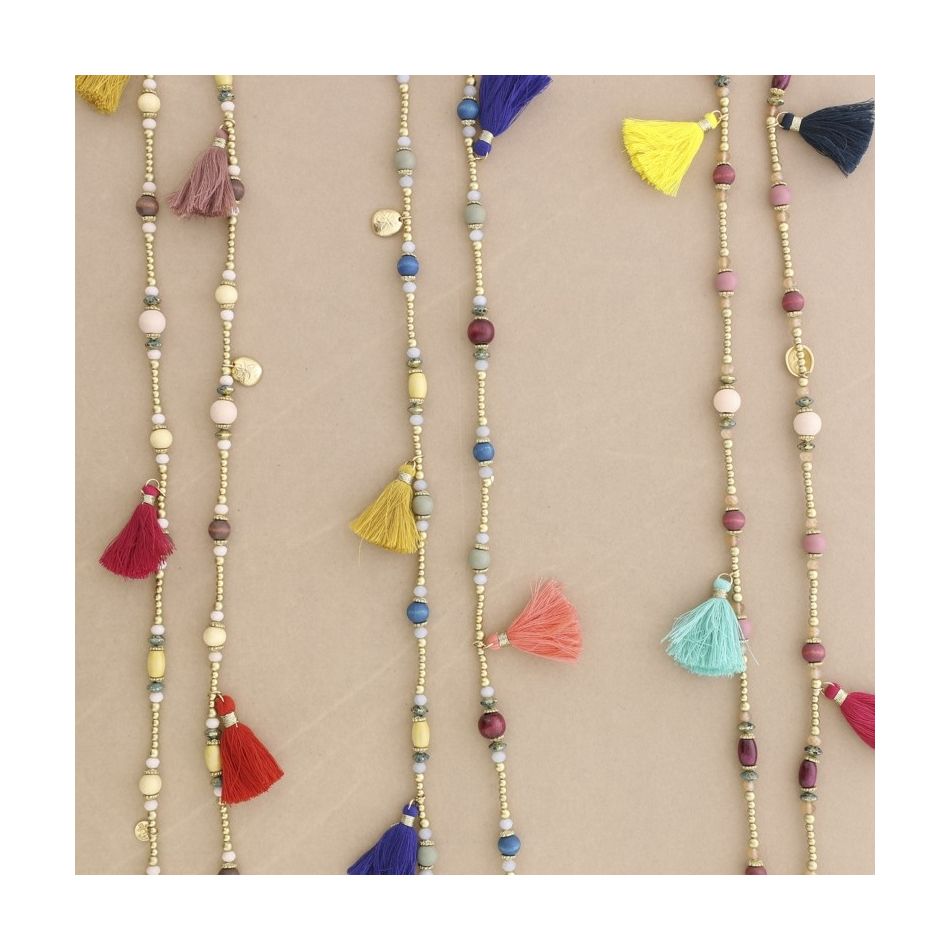 COLLAR LARGO CUENTAS FLECOS