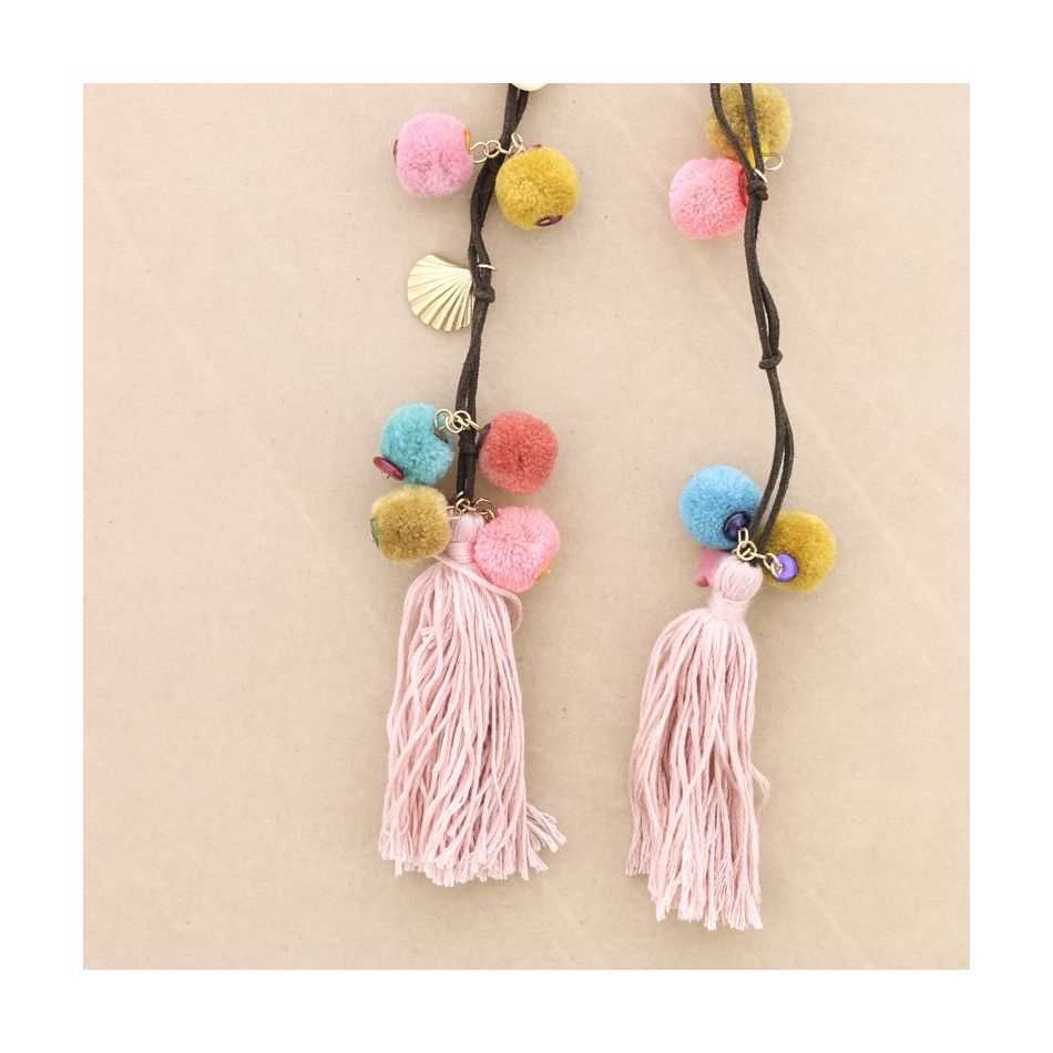 LONG SUEDE NECKLACE WITH DOUBLE FRINGE SHELL POMPOMS