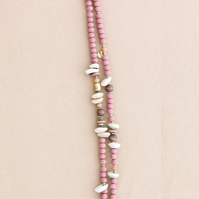 COLLAR LARGO CUENTAS MADERA CONCHAS