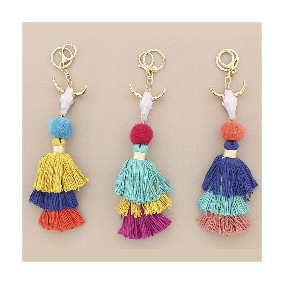 ETHNIC BULL HEAD KEYCHAIN FRINGE THREE LAYERS