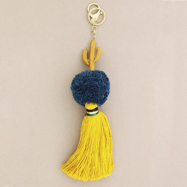 ETHNIC CACTUS POMPOM FRINGE KEYCHAIN