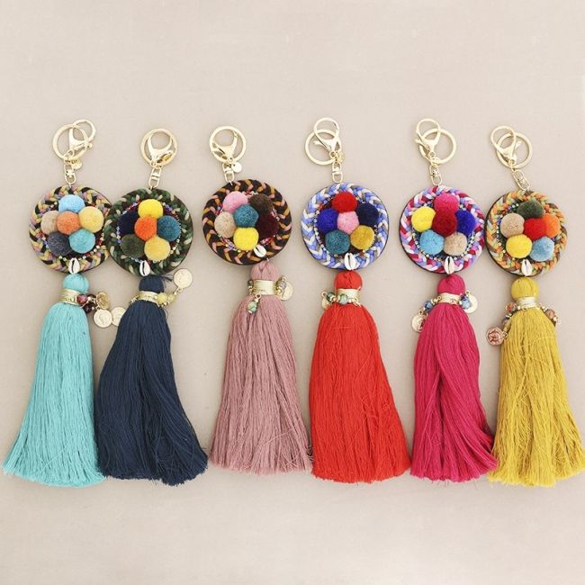 ETHNIC POMPOM FRINGE KEYCHAIN