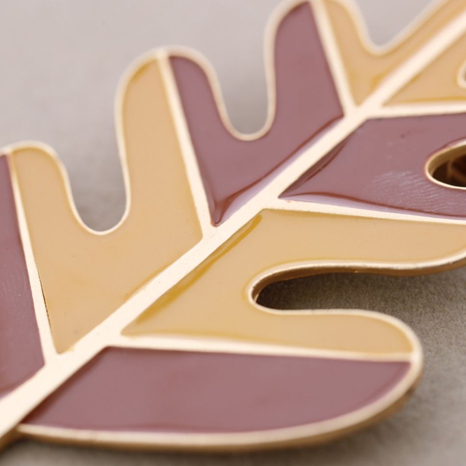 BROCHE HOJA METAL ESMALTE