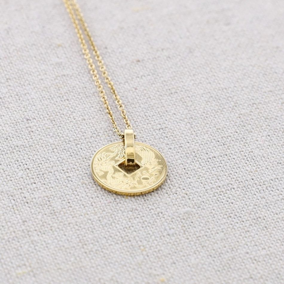 STEEL SHORT NECKLACE WITH COIN PENDANT
