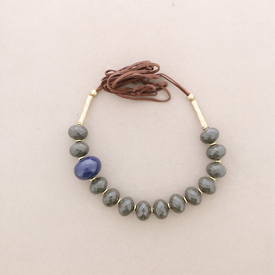 LONG NECKLACE WITH FACETED BEADS