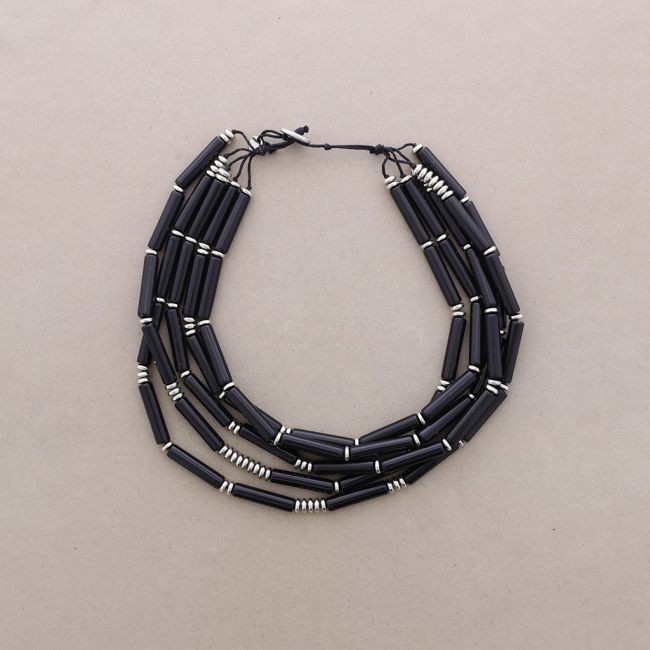 RESIN METAL BEADS SHORT NECKLACE