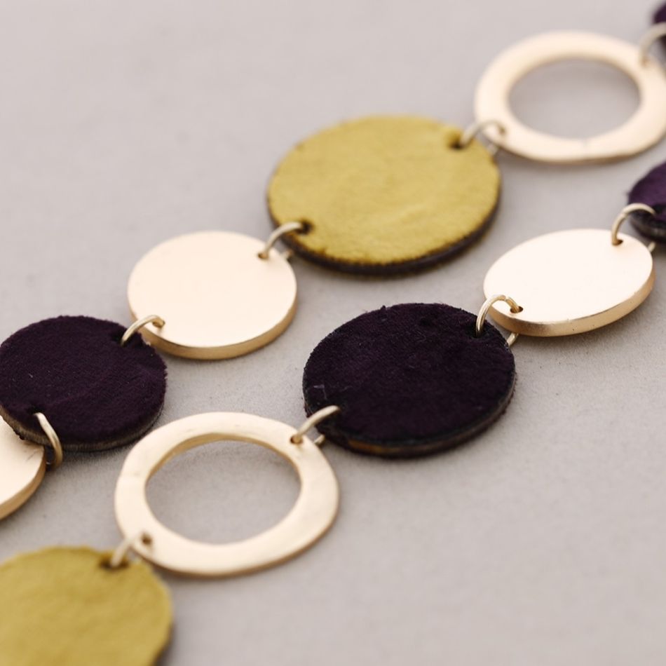 LONG LEATHER MEDAL NECKLACE METAL FLAT RINGS