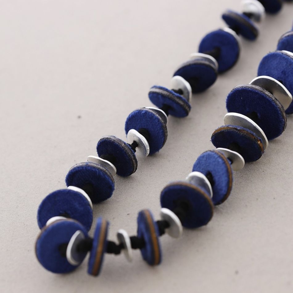 VELVET METAL LONG NECKLACE