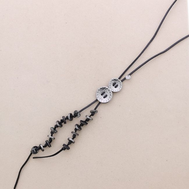 COLLAR LARGOMETAL CUERO ANTE