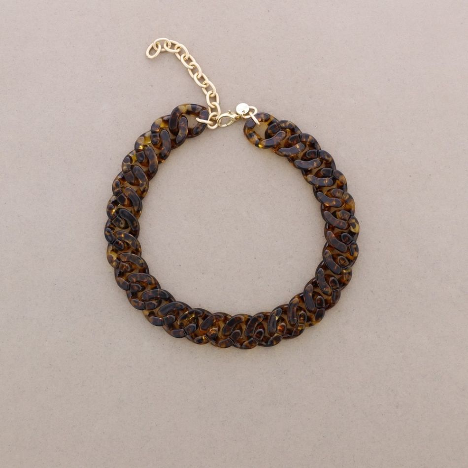 RESIN LINK SHORT NECKLACE