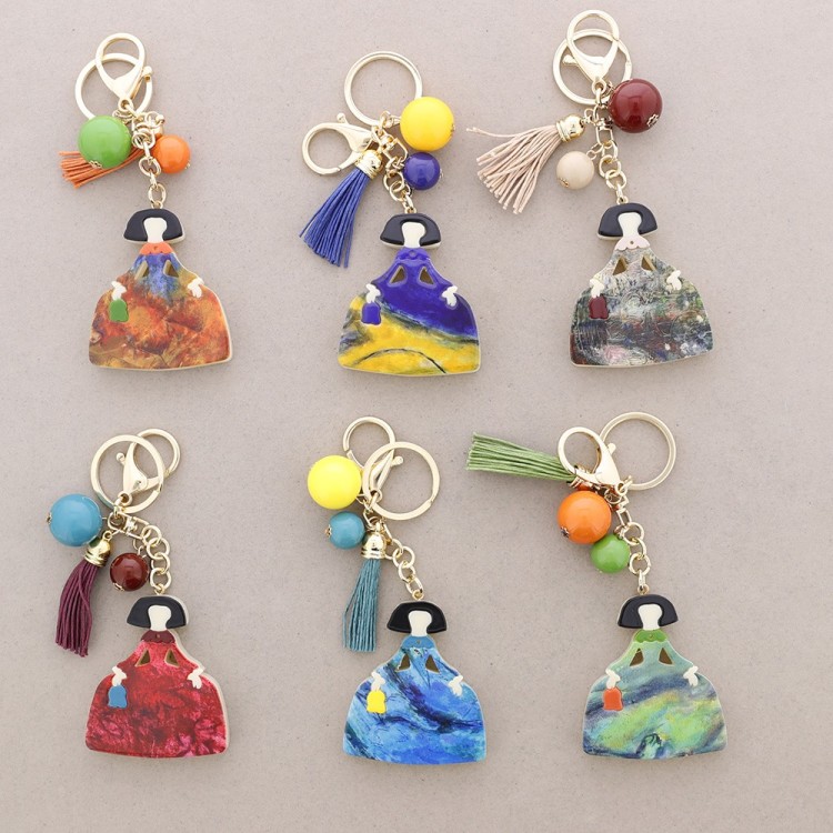 MENINA RESIN KEYCHAIN 2