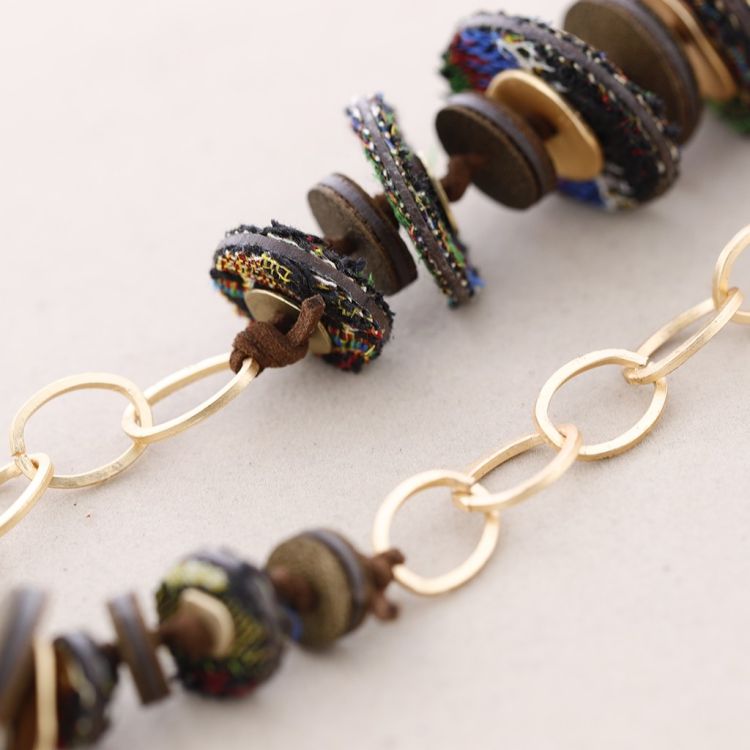 SUEDE LEATHER METAL CHAIN LONG NECKLACE