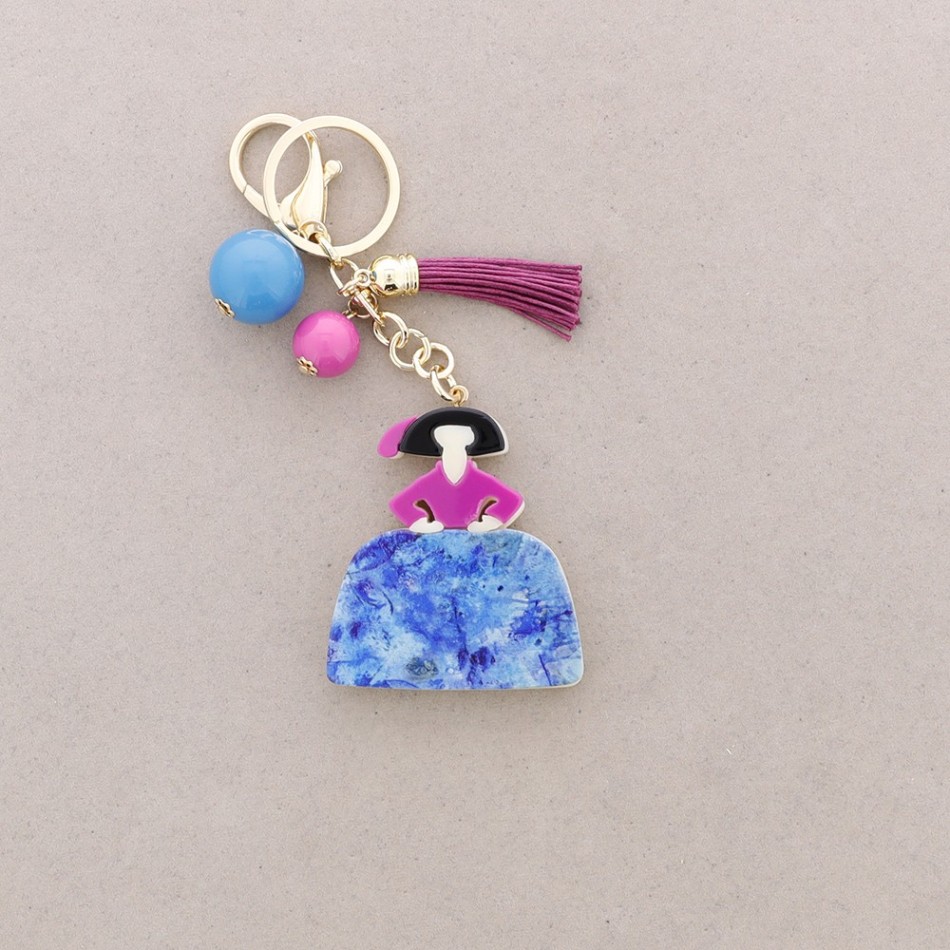 MENINA RESIN KEYCHAIN