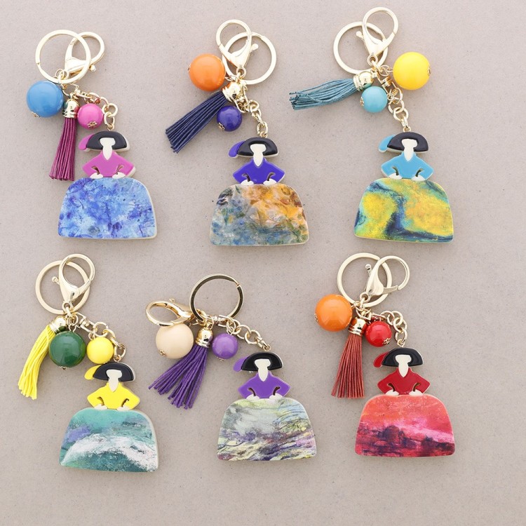 MENINA RESIN KEYCHAIN 2