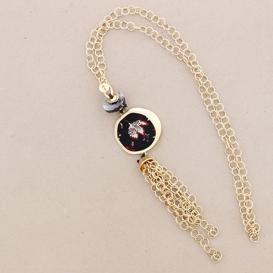 LONG NECKLACE METAL PENDANT CHAIN SUEDE LEATHER