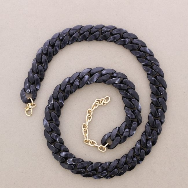 COLLAR LARGO ESLABONES RESINA