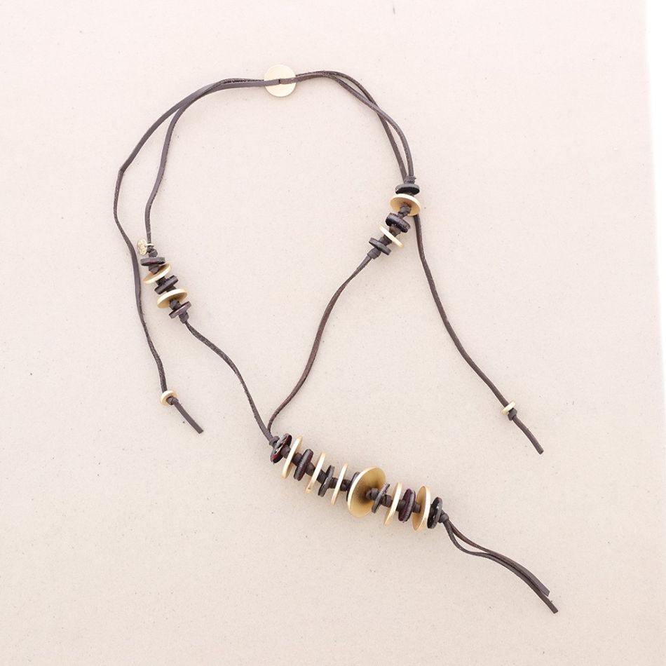 COLLAR LARGO CUERO ANTE