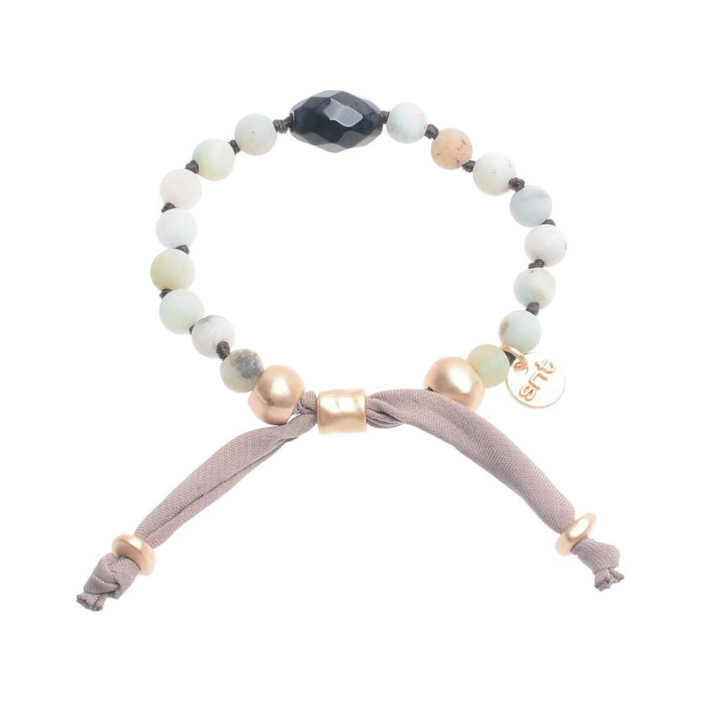 MACRAMÉ BRACELET WITH CULTURED PEARLS STONES