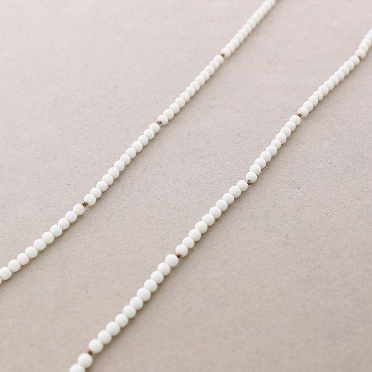 COLLAR LARGO BOLAS NUDOS 1.5M*4MM 2