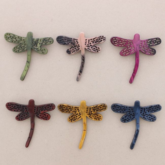 BROCHE LIBÉLULA CALADA RESINA