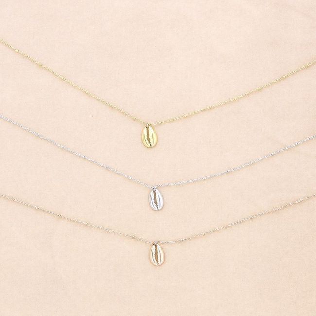 SHELL PENDANT STEEL SHORT NECKLACE