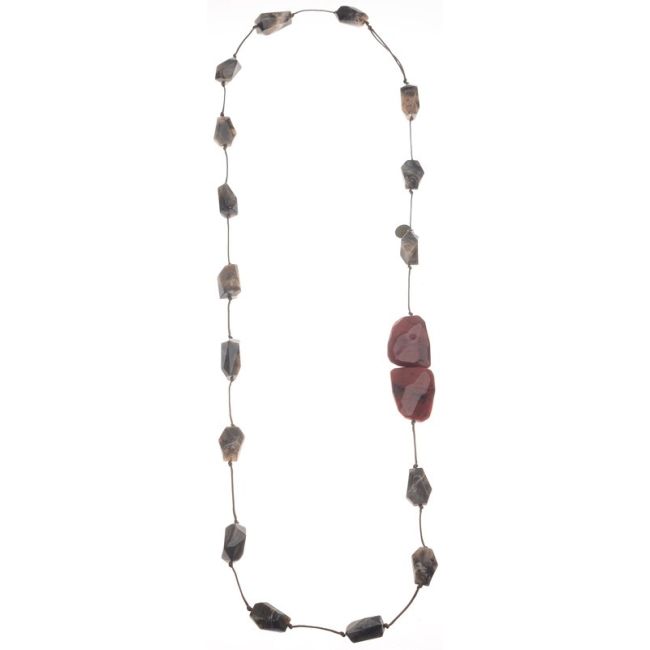 COLLAR LARGO CUENTAS RESINA