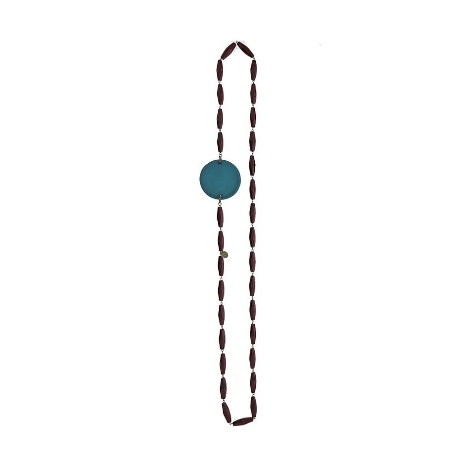 LONG NECKLACE WITH RESIN BEADS
