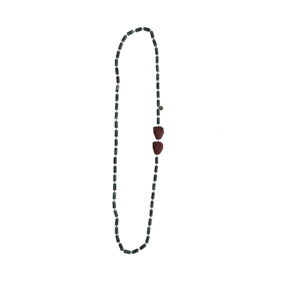 COLLAR LARGO CUENTAS RESINA