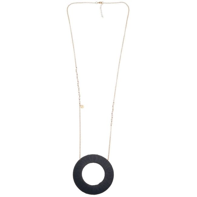 COLLAR LARGO COLGANTE DÓNUT METAL RAFIA