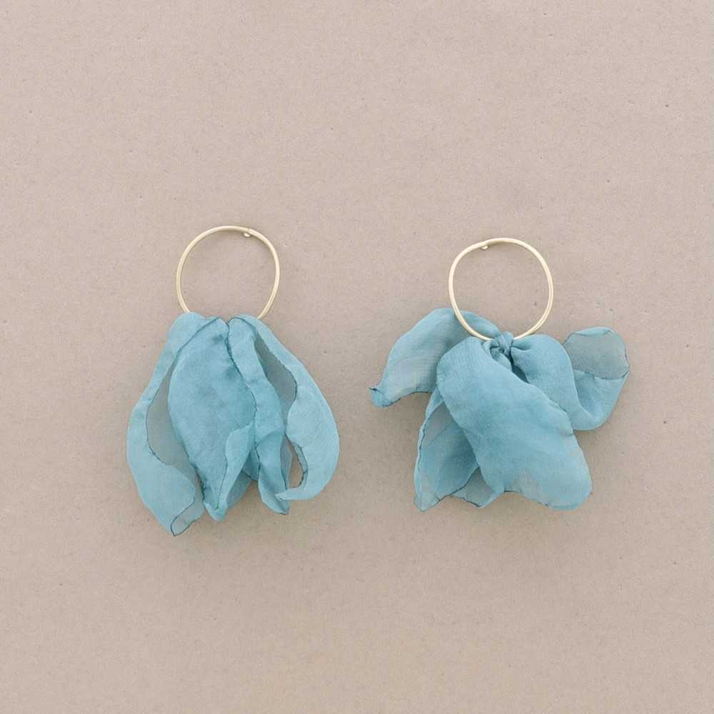 METAL RING EARRINGS WITH FABRIC PENDANT