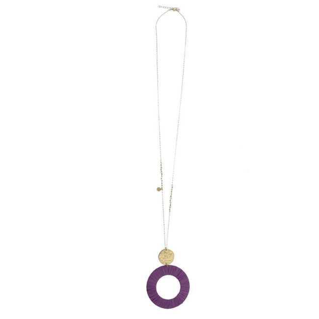 COLLAR LARGO COLGANTE MEDALLA METAL RAFIA