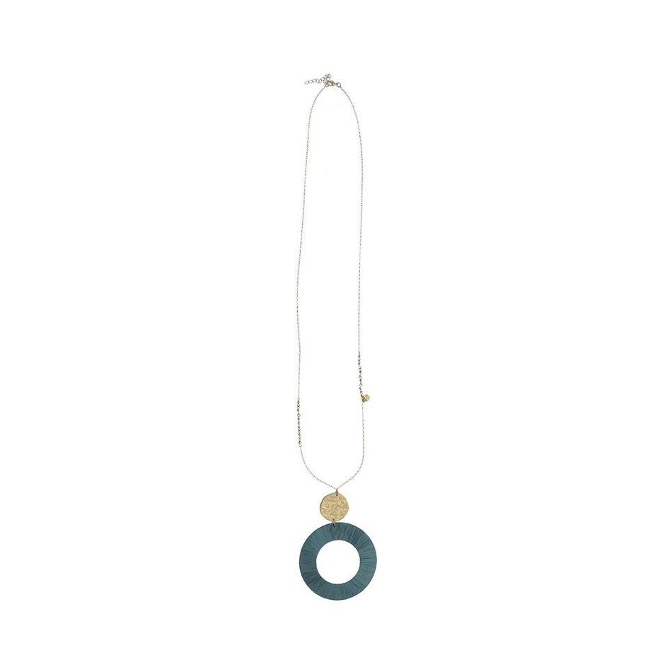 COLLAR LARGO COLGANTE MEDALLA METAL RAFIA