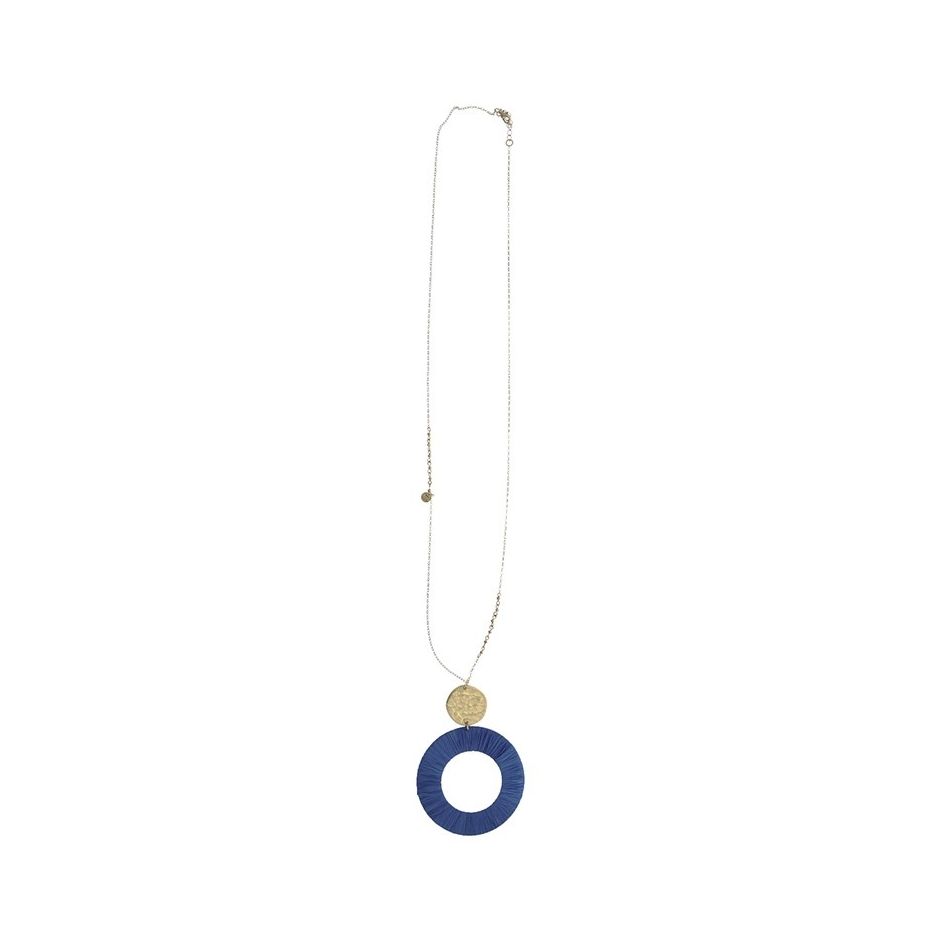 COLLAR LARGO COLGANTE MEDALLA METAL RAFIA